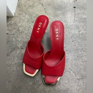 DKNY RED HEELS MULES SIZE 8